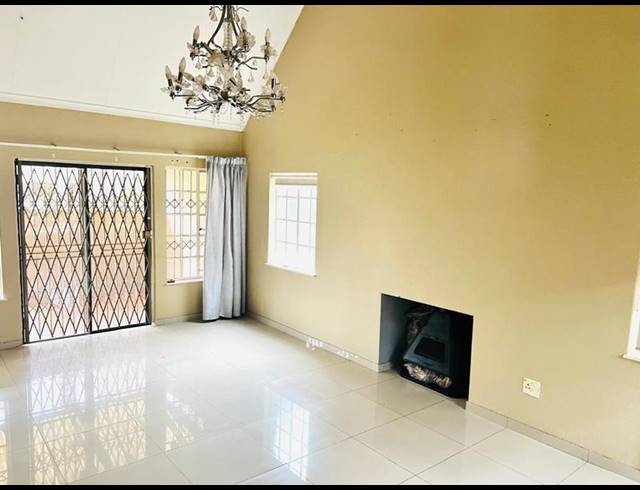 4 BEDROOM TOWNHOUSE FOR SALE IN NORKEM PARK